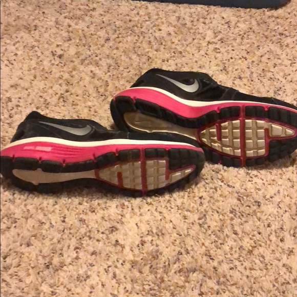 Nike Dual Fushion Running tennis shoes - Picture 2 of 4